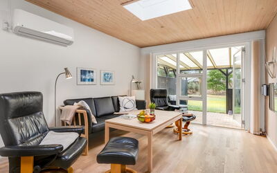 Ragnborg - 900M from the Sea