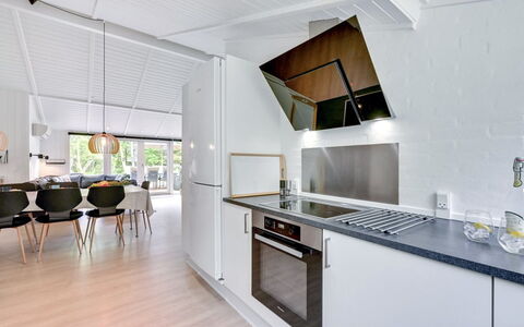 Liviana - from the Sea: Cucina, Interior Design, Legna, Pavimentazione, Soffitto, Elettrodomestico Da Cucina, Apparecchio Major, Controsoffitto, Lampada, Illuminazione