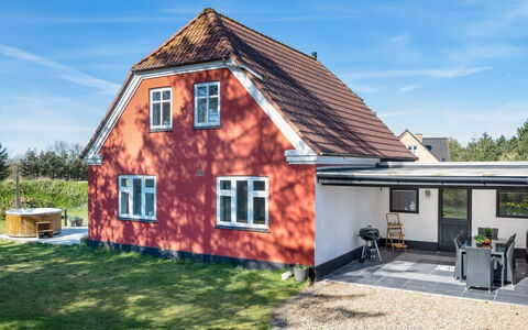 Thorlak - 1Km from the Sea