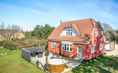 Thorlak - 1Km from the Sea