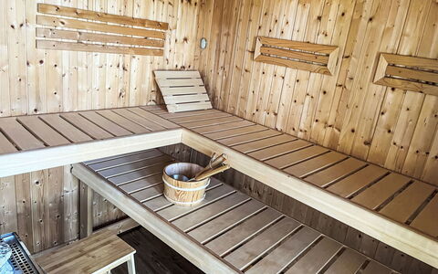 Wolf: Zona Residenziale, Urban Design, Appartamento, Landscaping, Estate, Balcone, Villa, Dimora