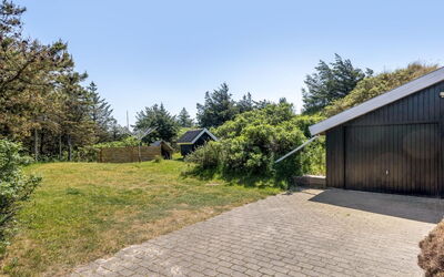 Letje - 500M from the Sea