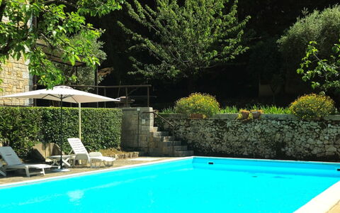 La Piccola Rocca: Piscina, Ricorrere, Materiale Composito, Mobili Da Esterno, Tempo Libero, Terme, Shade, Eco Hotel, Flagstone, Giochi D'Acqua