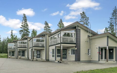 Vuokatinranta Suite 2 B: Raccordo, Driveway, Larice, Pine Famiglia