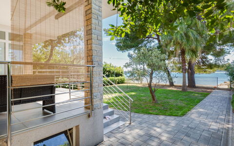 Zadar Bibinje 221: Proprietà, Pianta, Costruzione, Shade, Albero, Urban Design, Legna, Condominio, Pavimento, Immobiliare