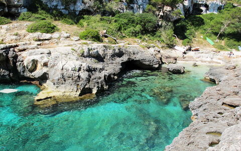 Gran Llombards: Acqua, Risorse Idriche, Pianta, Paesaggio Naturale, Natura, Azzurro, Vegetazione, Alveo, Costiera E Morfologie Oceanic