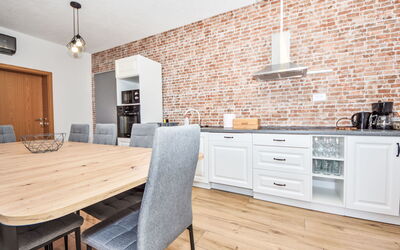 Vulelija Holiday Home