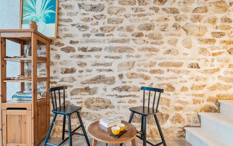 L'Annexe: Proprietà, Acqua, Cielo, Interior Design, Costruzione, Piscina, Tempo Libero, Shade, Albero, Condominio