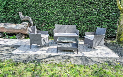 Maison Bonheur: Nube, Cielo, Acqua, Giorno, Azzurro, Blu, Albero, Vegetazione, Costiera E Morfologie Oceanic, Montagna