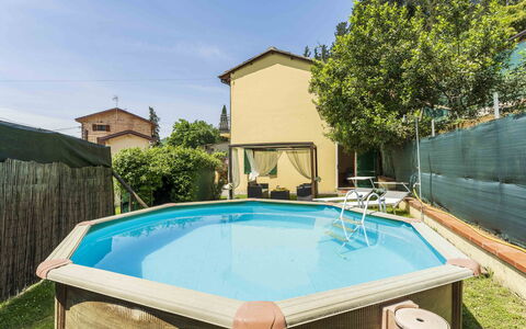 Camaiore House With Pool, La Casa Dei Ricci: Acqua, Proprietà, Cielo, Pianta, Piscina, Azzurro, Albero, Shade, Costruzione, Tempo Libero