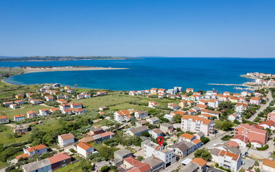 Pag Povljana 106: Acqua, Cielo, Proprietà, Costruzione, Azzurro, Costiera E Morfologie Oceanic, Spiaggia, Urban Design, Casa, Paesaggio