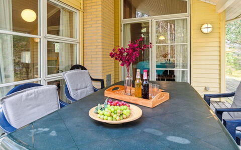 Ava - 850M from the Sea: Mobilia, Interior Design, Pavimentazione, Pavimento, Soffitto, Camera, Sedia, Tavolo, Appartamento, Cucina & Sala Da Pranzo Tavolo