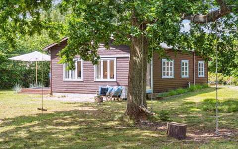 Heidl - 1.3Km to the Fjord: Legna, Tetto, Architettura, Casa, Casa, Villetta, Raccordo, Latifoglie, Pendenza, Estate