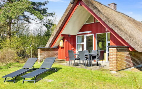 Efimija - 1.4Km from the Sea: Thatching