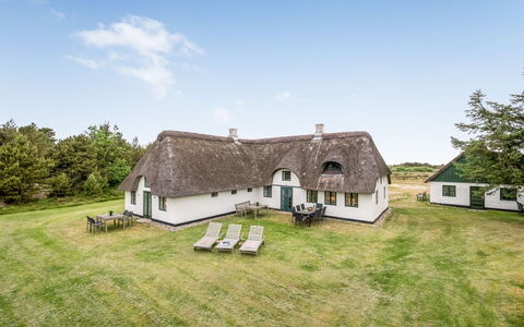 Wandrath - 2Km from the Sea: Casa, Tetto, Casa, Villetta, Capannone, Edifici Giardino, Raccordo, Cortile, Log Cabin, Capanna