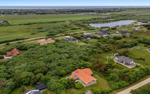 Dorithea - 1.3Km from the Sea: Visione Globale, Paesaggio, Lotto, Casa, Area Rurale, Estate, Fotografia Aerea, Villaggio, Villetta, Campo