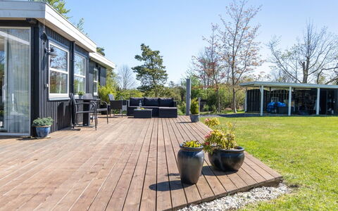 Ønd - 600M from the Sea: Mobilia, Interior Design, Pavimentazione, Pavimento, Soffitto, Camera, Sedia, Tavolo, Appartamento, Cucina & Sala Da Pranzo Tavolo