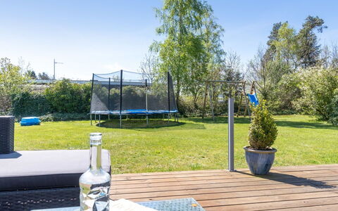 Ønd - 600M from the Sea: Mobilia, Interior Design, Pavimentazione, Pavimento, Soffitto, Camera, Sedia, Tavolo, Appartamento, Cucina & Sala Da Pranzo Tavolo