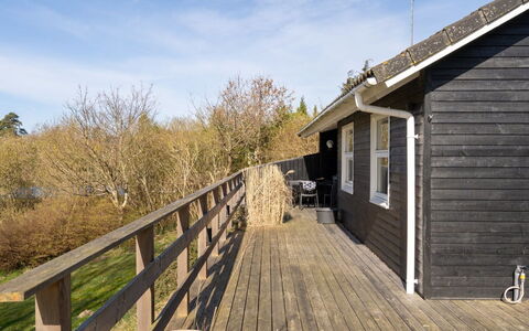 Usbjorn - 500M from the Sea: Legna, Villetta, Portico, Plank, Latifoglie, Corrimano, Deck, Color Legno, Raccordo, Recinzione
