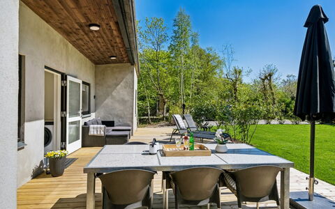 Roze - 450M from the Sea: Casa, Casa, Porta, Tetto, Villetta, Estate, Giardino, Shade, Raccordo, Cortile
