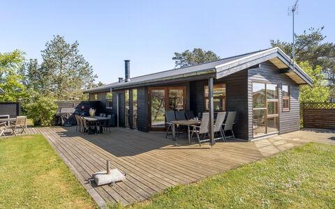Gligorij - 450M from the Sea: Mobilia, Interior Design, Pavimentazione, Pavimento, Soffitto, Camera, Sedia, Tavolo, Appartamento, Cucina & Sala Da Pranzo Tavolo