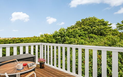 Jelke - 1Km from the Sea: Mobilia, Interior Design, Pavimentazione, Pavimento, Soffitto, Camera, Sedia, Tavolo, Appartamento, Cucina & Sala Da Pranzo Tavolo