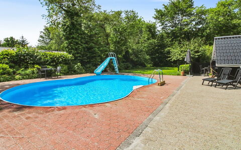 Jaakob - 30Km from the Sea: Blu, Shade, Giardino, Tempo Libero, Piscina, Landscaping, Backyard, Cortile, Parco, Mobili Da Esterno