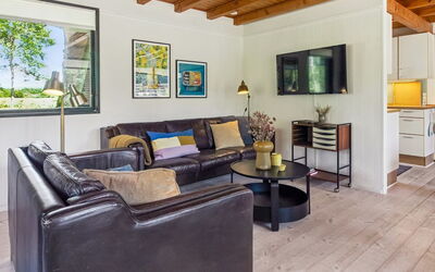 Kersta - 3.3Km from the Sea
