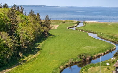 Ejnarine - 600M to the Fjord