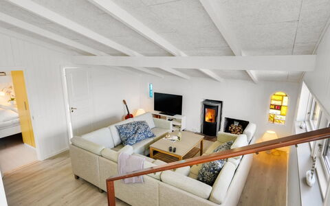 Senija - 334M from the Sea: Interior Design, Pavimentazione, Pavimento, Mobilia, Legna, Soffitto, Divano, Camera, Soggiorno, Illuminazione