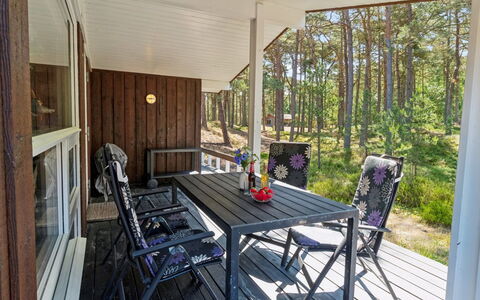 Bothilda - 950M from the Sea: Mobilia, Interior Design, Pavimentazione, Pavimento, Soffitto, Camera, Sedia, Tavolo, Appartamento, Cucina & Sala Da Pranzo Tavolo