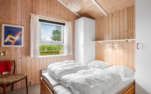 Maira - from the Sea: Legna, Camera Da Letto, Letto, Interior Design, Casa, Bedding, Casa, Lenzuolo, Soffitto, Telaio Del Letto