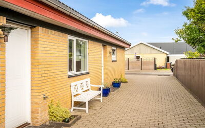 Elika - 1.5Km from the Sea