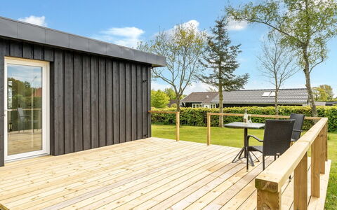 Tonna - from the Sea: Legna, Casa, Portico, Deck, Latifoglie, Tetto, Color Legno, Pavimento In Legno, Eco Hotel