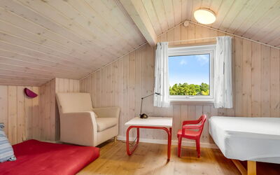 Lari - 600M from the Sea