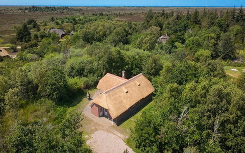Ejvi - 4Km from the Sea: Villetta, Area Rurale, Paesaggio, Ecoregione, Casa, Plain, Lotto, Pascolo, Tetto, Insediamento Umano