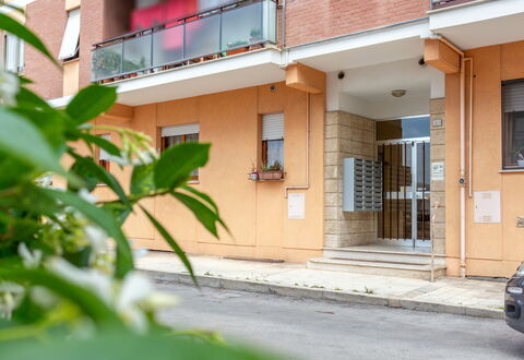 Conero Bluloft: Costruzione, Proprietà, Pianta, Finestra, Architettura, Quartiere, Parete, Casa, Immobiliare, Zona Residenziale