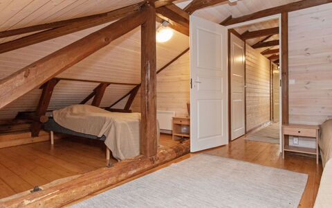 Kaislajärven Huvila: Mobilia, Interior Design, Pavimentazione, Pavimento, Tavolo, Soffitto, Cucina & Sala Da Pranzo Tavolo, Illuminazione, Sedia, Casa