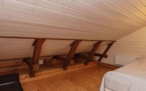 Kaislajärven Huvila: Mobilia, Interior Design, Pavimentazione, Pavimento, Tavolo, Soffitto, Cucina & Sala Da Pranzo Tavolo, Illuminazione, Sedia, Casa