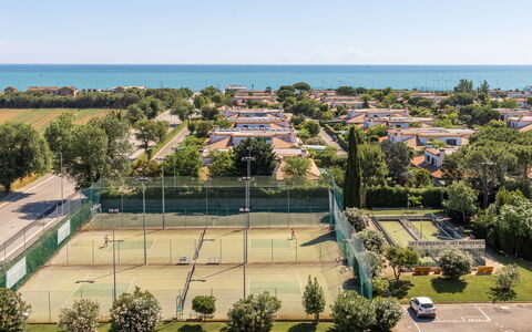Suite Mareconero: Pianta, Cielo, Proprietà, Costruzione, Acqua, Albero, Urban Design, Paesaggio, Immobiliare, Condominio