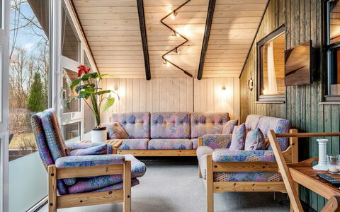 Gabi - 30Km from the Sea: Legna, Mobilia, Interior Design, Soffitto, Casa, Pavimento, Divano, Soggiorno, Camera, Sedia