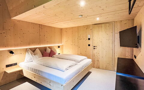 Irdning - Donnersbachtal 651: Costruzione, Mobilia, Proprietà, Comfort, Legna, Telaio Del Letto, Casa, Interior Design, Architettura, Letto