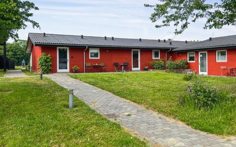 Niyazi - 6Km from the Sea: Legna, Tetto, Architettura, Casa, Casa, Villetta, Raccordo, Latifoglie, Pendenza, Estate