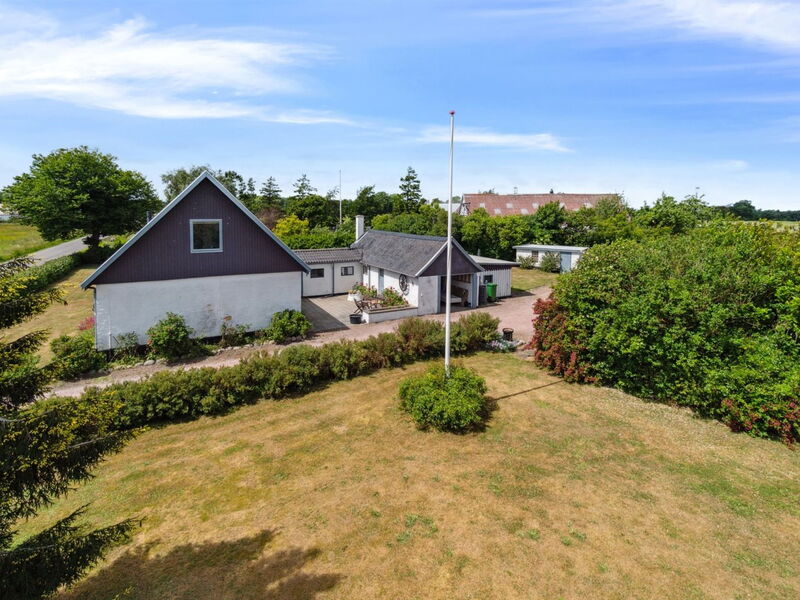 elara - 1.4km From The Sea