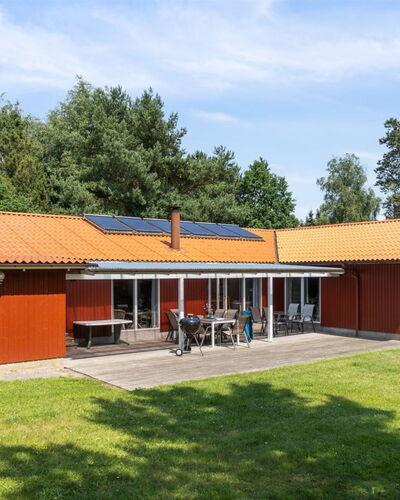 Paulus - 375M from the Sea