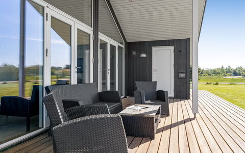 Kiersten - 800M from the Sea: Tetto, Casa, Casa, Villetta, Porta, Raccordo, Deck, Portico, Plank, Latifoglie