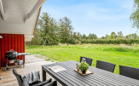 Gyrial - 2Km from the Sea: Erba, Lotto, Casa, Villetta, Giardino, Prato, Sedia, Landscaping, Shade, Raccordo