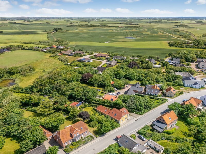 Kjeld - 6Km from the Sea