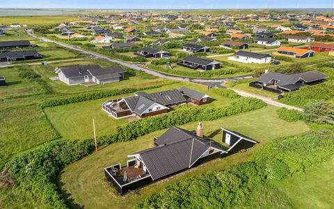 Angelie - 400M from the Sea: Tetto, Zona Residenziale, Casa, Casa, Paesaggio, Plain, Lotto, Area Rurale, Sobborgo, Estate