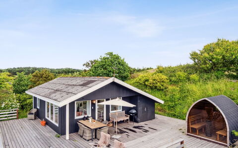 Gærmund - 700M from the Sea: Mobilia, Interior Design, Pavimentazione, Pavimento, Soffitto, Camera, Sedia, Tavolo, Appartamento, Cucina & Sala Da Pranzo Tavolo